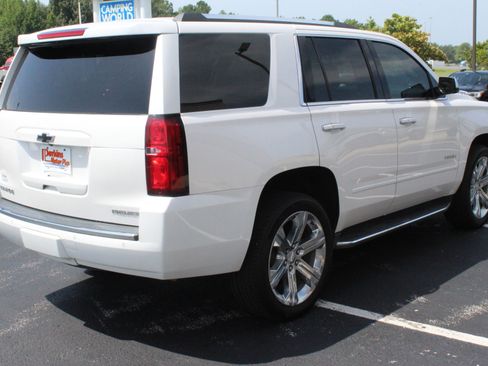 Used 2019 Chevrolet Tahoe Premier RWD image 6