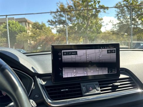 Used 2022 Audi Q5 2.0T Premium Plus w/ Premium Plus Package image 29