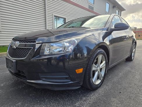 Used 2014 Chevrolet Cruze LT image 2