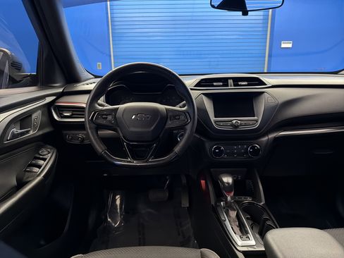 Used 2022 Chevrolet TrailBlazer RS image 26