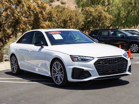 Used 2022 Audi S4 Premium Plus AWD/4WD image 3
