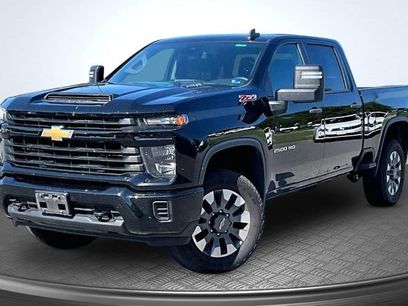 Used 2024 Chevrolet Silverado 2500 Custom w/ Custom Value Package