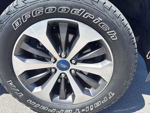 Used 2019 Ford F150 XL w/ Equipment Group 101A Mid AWD/4WD image 12