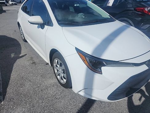 Used 2023 Toyota Corolla LE FWD image 10