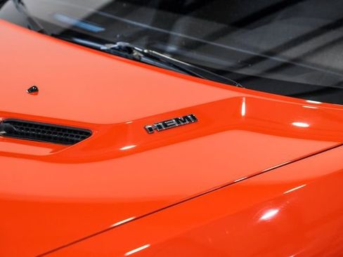 Used 2009 Dodge Challenger R/T image 17