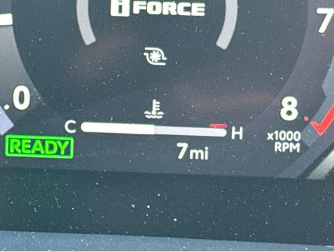 New 2025 Toyota Tacoma TRD Off-Road AWD/4WD image 21