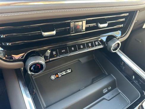 New 2026 Chevrolet Tahoe Z71 w/ Z71 Off-Road Package image 32