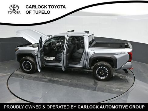 Used 2025 Toyota Tacoma TRD Off-Road w/ TRD Off Road Premium Package AWD/4WD image 56