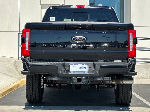 New 2026 Ford F250 Lariat w/ Black Appearance Package AWD/4WD image 4