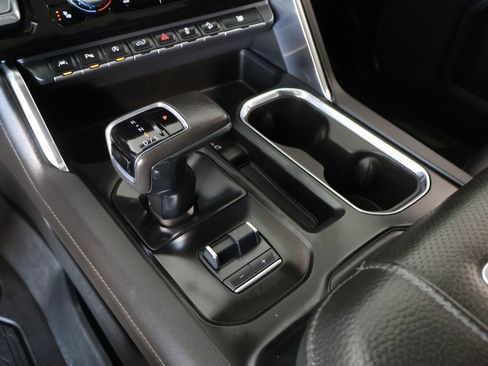 Used 2022 GMC Sierra 1500 Denali w/ Denali Reserve Package AWD/4WD image 9