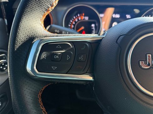 Certified 2023 Jeep Gladiator Mojave w/ Trailer Tow Package image 22