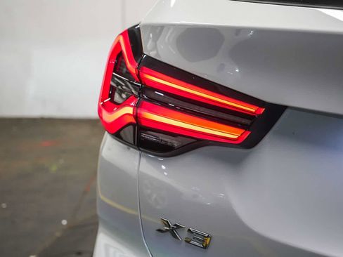 Used 2023 BMW X3 xDrive30i w/ Convenience Package w/ZPA image 11