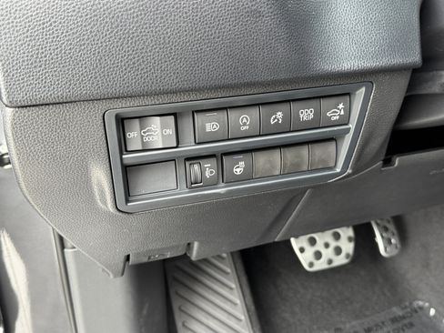 New 2026 Toyota Tundra SR5 AWD/4WD image 17