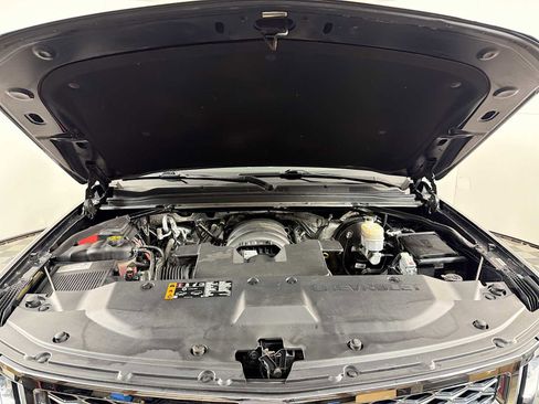 Used 2018 Chevrolet Tahoe LT w/ LT Signature Package image 30