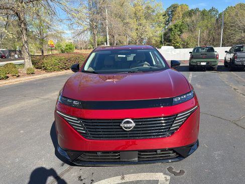 New 2026 Nissan Murano Platinum w/ Cargo Package image 2