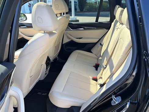 Used 2022 BMW X3 xDrive30i w/ Premium Package 2 (ZPA) AWD/4WD image 11