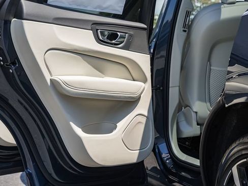 New 2027 Volvo XC60 B5 Ultra AWD/4WD image 38