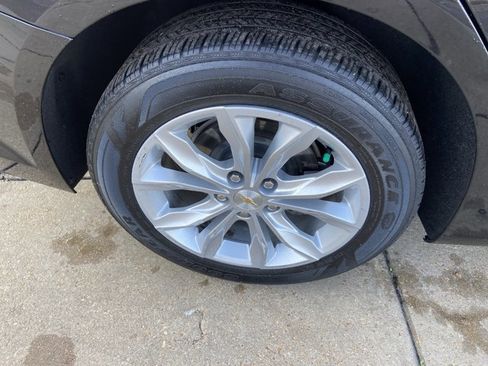 Used 2024 Chevrolet Malibu LT image 30