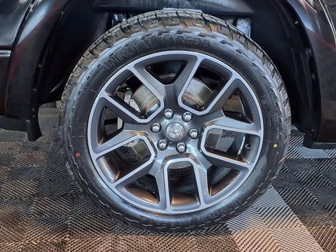 Used 2019 RAM 1500 Laramie image 7