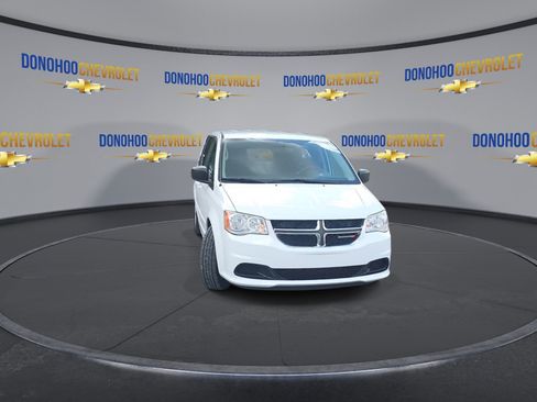 Used 2014 Dodge Grand Caravan SE w/ Quick Order Package 29E SE FWD image 6