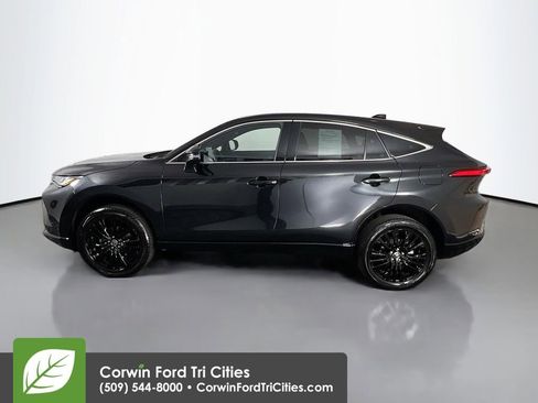 Used 2024 Toyota Venza Nightshade AWD/4WD image 6