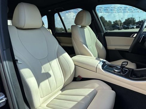 Used 2022 BMW X5 xDrive40i image 22