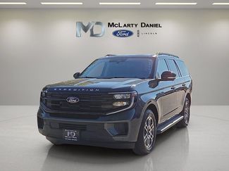 Used 2025 Ford Expedition Active AWD/4WD video 2