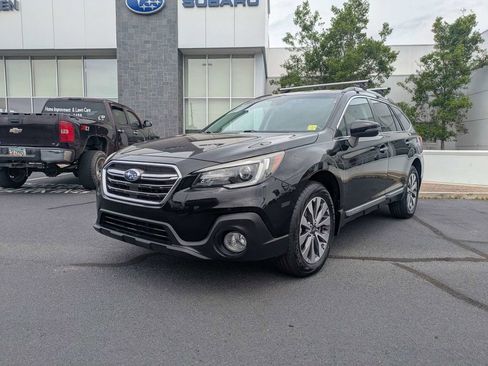 Used 2018 Subaru Outback 2.5i Touring w/ Popular Package #3 AWD/4WD image 9