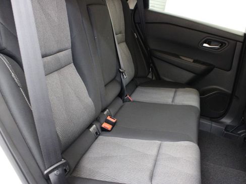 New 2026 Nissan Rogue SV FWD image 18