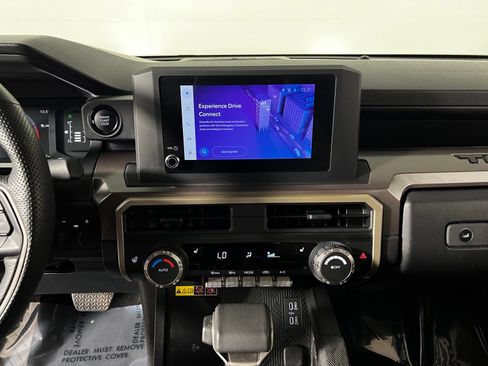 Used 2024 Toyota Tacoma SR5 AWD/4WD image 16