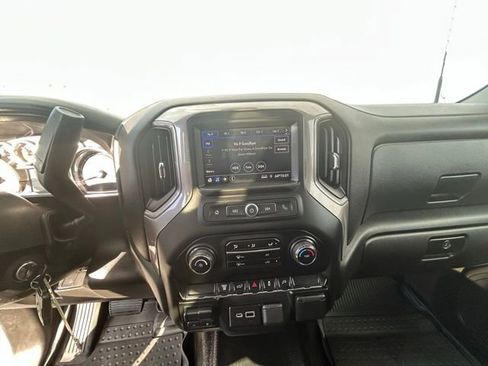 Used 2021 Chevrolet Silverado 3500 W/T w/ Gooseneck/5TH Wheel Package image 18