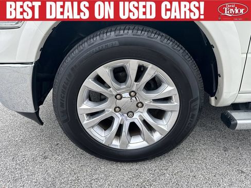 Used 2018 RAM 1500 Laramie Longhorn RWD image 19