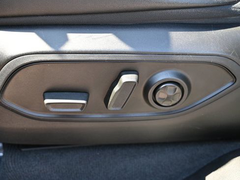 Used 2023 Jeep Grand Cherokee 4WD 4xe image 19