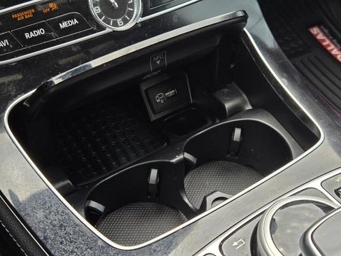 Used 2017 Mercedes-Benz E 300 image 23