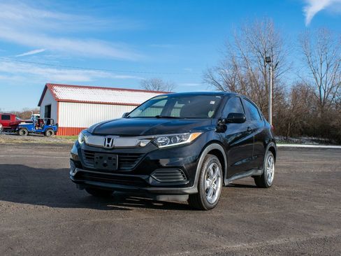 Used 2019 Honda HR-V LX image 9