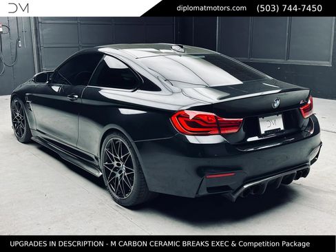 Used 2018 BMW M4 Coupe RWD image 6