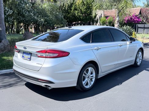 Used 2018 Ford Fusion S FWD image 7
