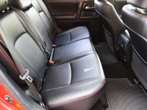 Used 2019 Toyota 4Runner TRD Off-Road Premium AWD/4WD image 28