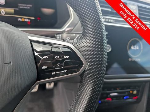 Used 2023 Volkswagen Tiguan SE R-Line AWD/4WD image 18