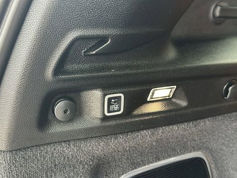 Used 2024 Jeep Grand Cherokee L Summit image 35