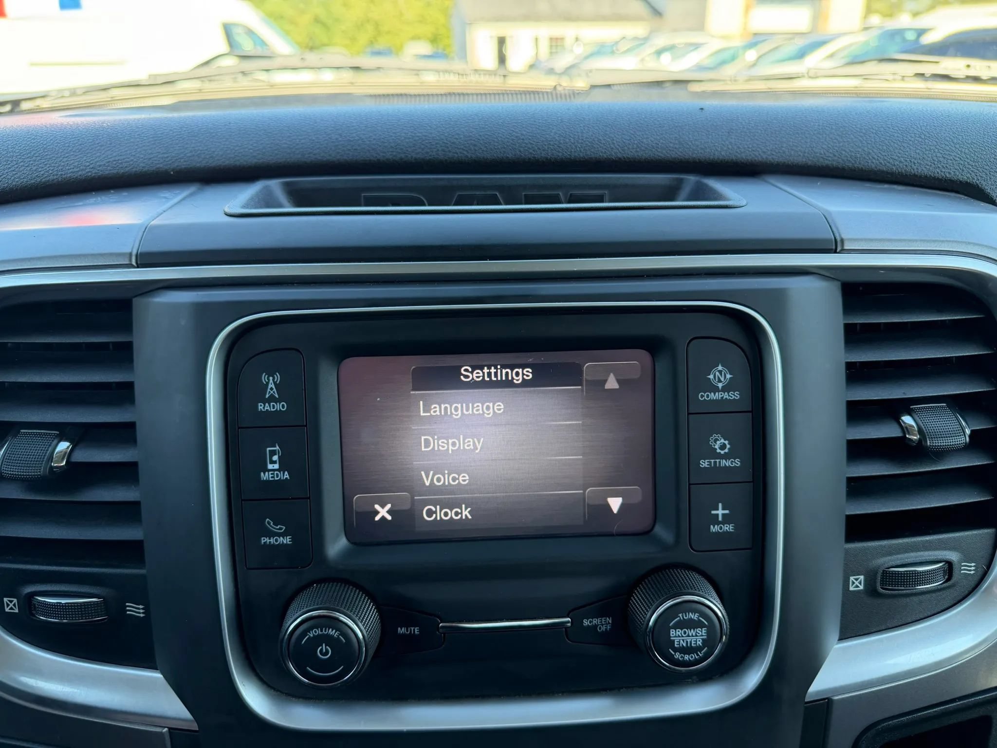 Used 2022 RAM 1500 Classic SLT AWD/4WD image 24