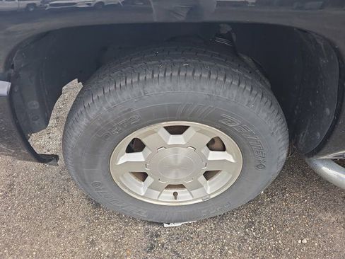 Used 2006 GMC Sierra 1500 SLT w/ Light Duty Power Package image 8