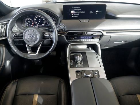 Certified 2024 MAZDA CX-90 3.3 Turbo w/ Premium Plus Pkg image 17