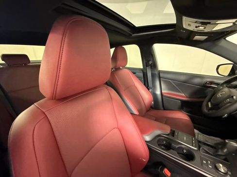 Used 2025 Lexus IS 300 w/ Premium Package image 34