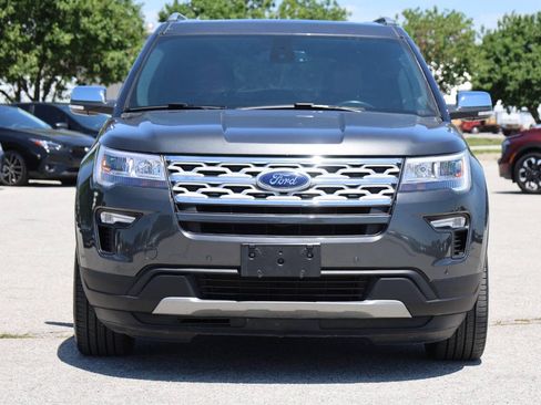Used 2019 Ford Explorer XLT w/ Equipment Group 202A AWD/4WD image 2