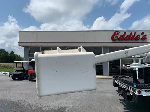 Used 2019 Ford F550 4x4 Regular Cab Super Duty image 47