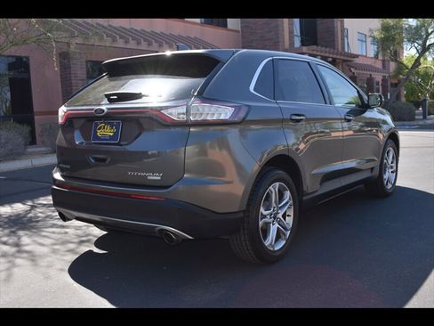 Used 2016 Ford Edge Titanium image 7