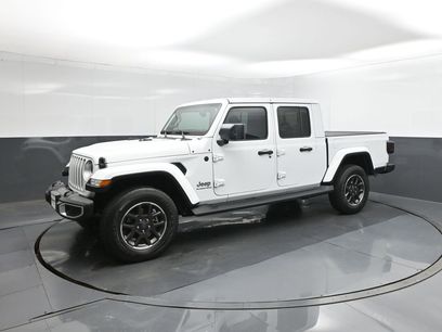 Used 2023 Jeep Gladiator Overland w/ Popular Equipment Package