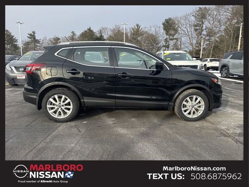 Certified 2022 Nissan Rogue Sport SV w/ Technology Package image 8