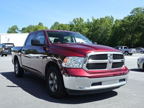 Used 2022 RAM 1500 Classic SLT RWD image 2
